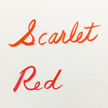 Scarlet 　スカーレットレッドはこんな色　華やかで情熱的な色、　筆ペンで筆記体
